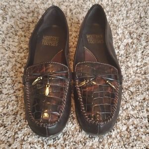 Dark brown loafers size 6.5